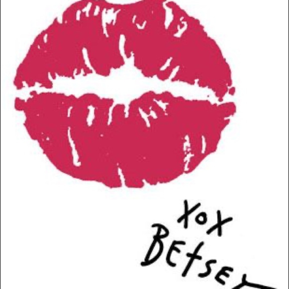 BETSEY JOHNSON!!!